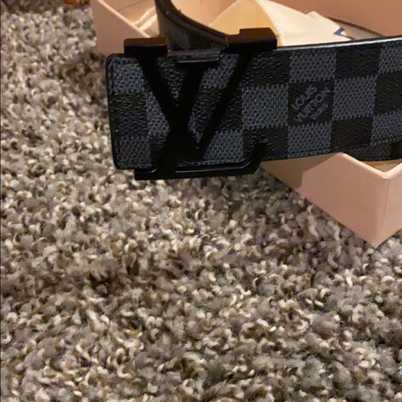 Men’s lv checkered belt with lv symbol - Picture 2 of 4
